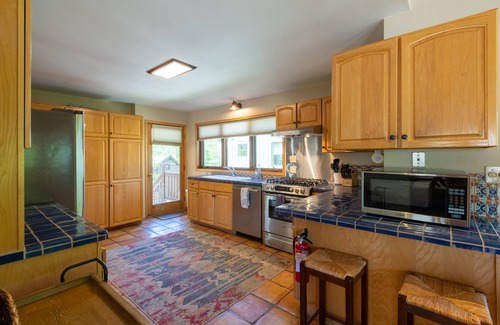 Crested Butte House | GREAT RATES! WONDERFUL Location! INDOOR HOT TUB! Hike/bike trails steps away!