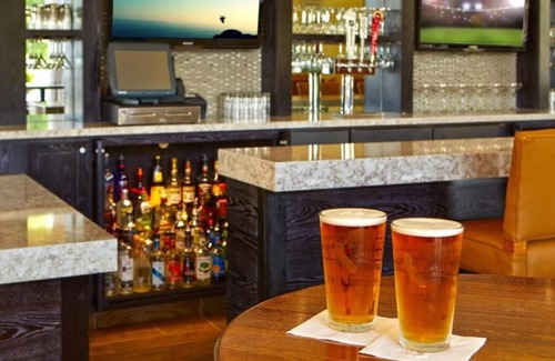 Santa Maria House | Great Relaxing Overnight Stay! 2 Great Units! Near Santa Maria Civic Theatre!