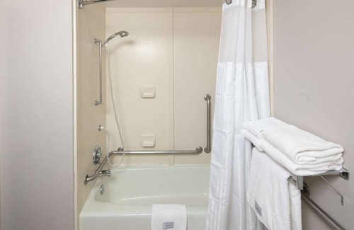 Orchard District Hotel | Great Relaxing Overnight Stay! Amazing Unit Awaits! Near nd Municipal Airport!