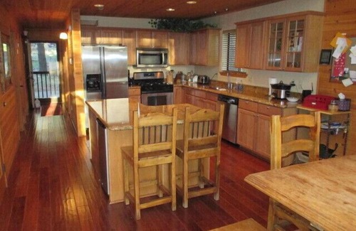 Kachina Village Cabin | Great Reviews and all home conveniences - Fully Remodeled Cabin!