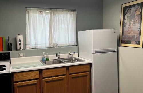 Northtown Apartment | Great reviews! Close to downtown, Podium and Arena. Off street parking. Clean!