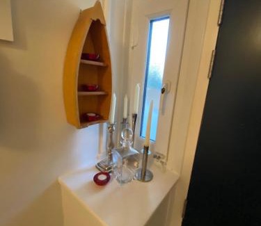 Chaucer Apartment | Great rooms in an uber cool flat! London Bridge