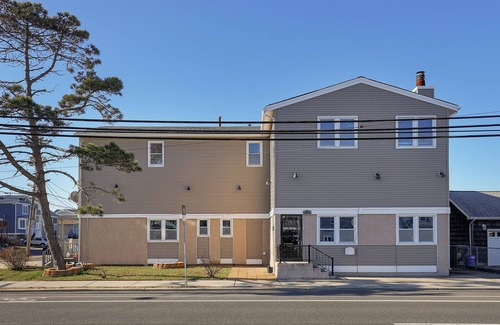 Ortley Beach House | Great Seaside Family Escape - Walk to Beach and Bay - Badges, Parking, BBQ