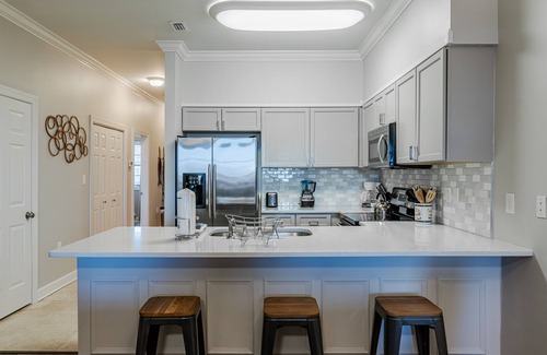Seacrest Beach Condo | Great Shopping & Dining, Between Alys & Rosemary + Free Attraction Tickets!