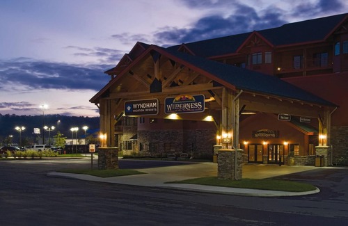 Sevierville Resort | Great Smokies 2 BR: Adventure Park, Resort Pools, Golf, Dollywood-6.6 Mi. Away