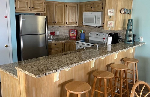 Gulf Shores House | Great value - 3 full baths, pool, tennis, deeded beach access