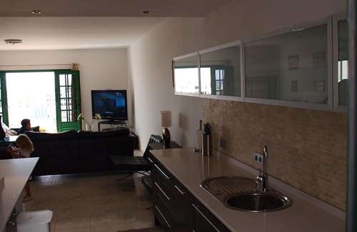 Costa Teguise Villa | Great value 5* rated property with FREE Wi-Fi & 25% Booking Deposit
