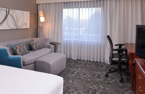 Gastonia House | Great Value, Quality Stay! Pet-friendly, Indoor Pool, Free Parking On-site!