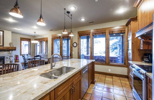 Deer Valley Condo | Great View of Deer Valley-Chaparral-2 BD/2BA-Beautifully Decorated-On Bus Route