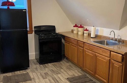 Upham's Corner Apartment | Great view peaceful sunny two bedroom