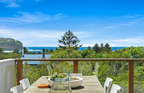 Macmasters Beach House | Great views and loads of room for all the family - with a fireplace!