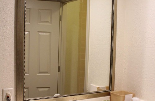 Grandview Plaza Hotel | Great Western Inn Suites
