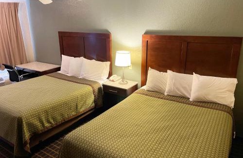 Carlsbad Hotel | Great Western Inn & Suites