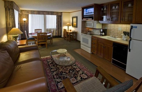 Salt Lake Mountain Resorts Resort | GREATEST SNOW ON EARTH - Ski-In/Out - Jan 3-10 - Full Resort - Sleeps 10n