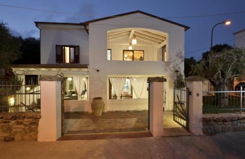 Tancau Sul Mare Apartment | GRECALE a pochi passi dal mare