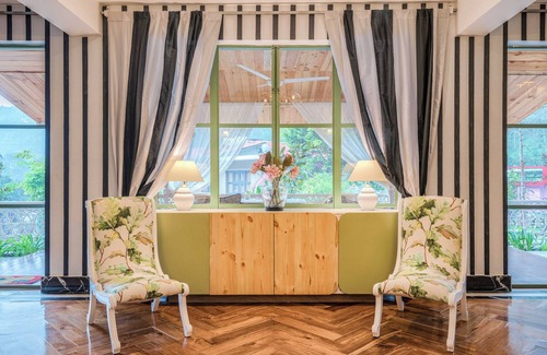 Bhimtal Villa | Greek House, Bhimtal by Ebony Stays | Luxury 6BHK with Valley Views & Garden