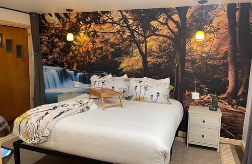 Hancock Hotel | Green Acres Retreat