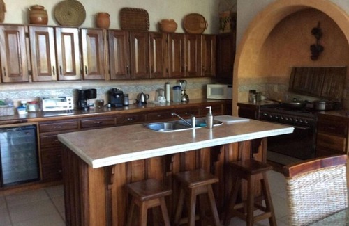 La Manzanilla Villa | Green Apartment con vista al mar y a las montañas en casa elegante