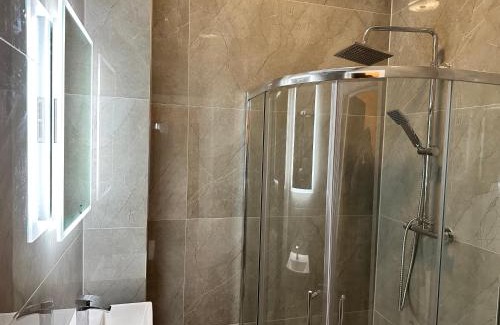 Harlesden Hotel | Green Ariana Hotel - near Wembley and central London