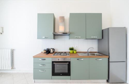 Musocco Apartment | Green Certosa - Bright & Modern - 2 Steps from Train Station by InnStay