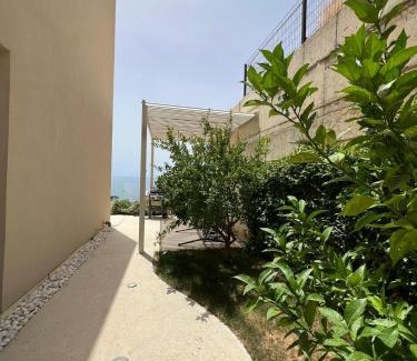 Jala House | Green Coast Palase La Solara