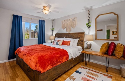 Paso Robles House | Green Door - wine cellar, wlk2dt, double primary