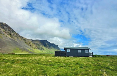Storidalur Cabin | Green Farm Stay with private hot tub and Northern Lights Viewpoint.