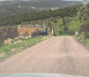 Ajloun Ski Chalet | Green forest farm