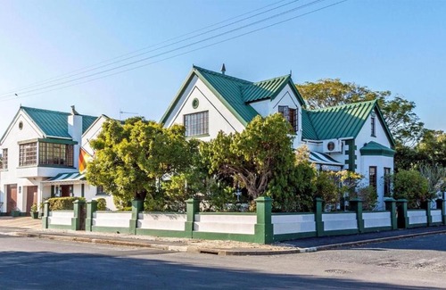 Strand House | Green Gables Guest House Strand