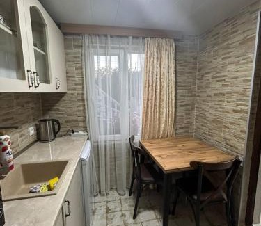 Tsqaltubo House | Green Garden Guest House