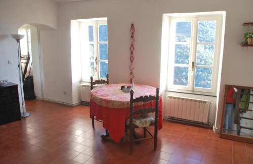 Lavaggiorosso Apartment | Green Gate to 5Terre
