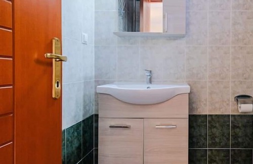 Afytos Apartment | Green Gem Apartment (ground fl), 2 bdrms, Afytos