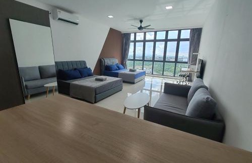 Masai Apartment | Green Haven Studio Apartment 2 Double Bed with WiFi Netflix