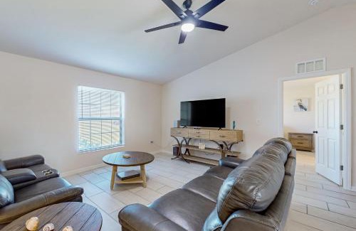 Diplomat House | Green Haven