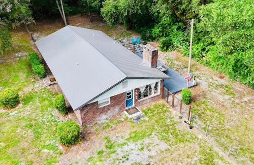 Fort White House | Green Hideaway