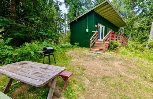 Ashford Other | Green Hill at Rainier Lodge (0.4 miles from the entrance)
