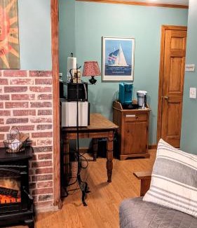 Kenyon Apartment | Green Hill Guest Suite