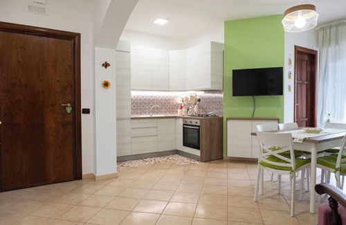 Margherita di Savoia Apartment | Green House, your oasis of relaxation just 100 meters from the beach!