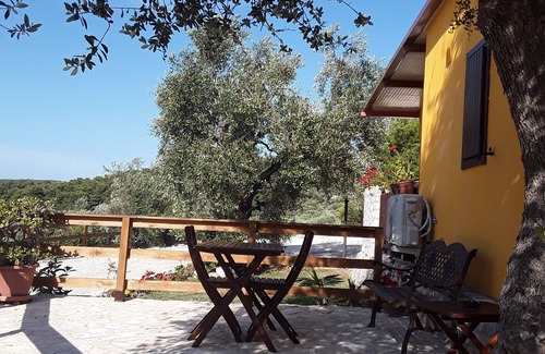 Vieste House | Green house nature Highway 89 km. 101 + 200 Vieste