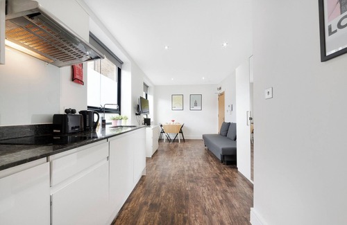 Harringay Ladder Apartment | Green Lane Studio by MoreThanStays | Ground Floor