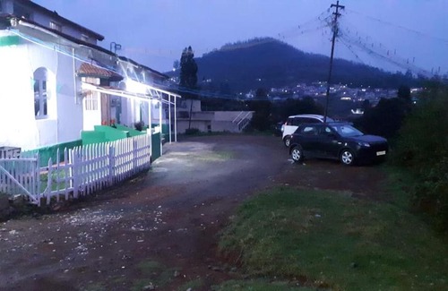 Kandal Villa | GREEN LAWNS OOTY