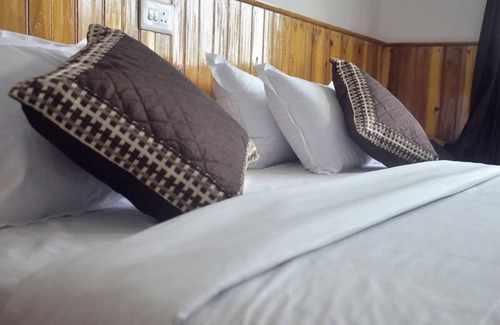 Pelling Hotel | Green Leaf Resort