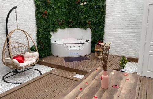 Tourcoing Apartment | Green Love Suite