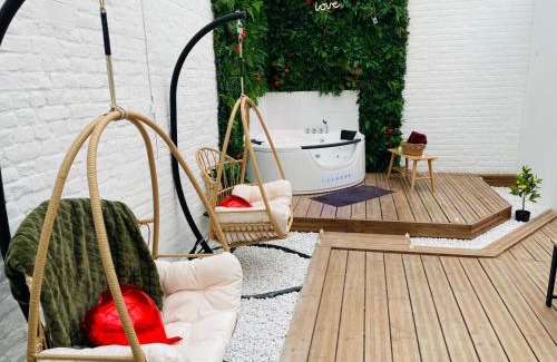 Tourcoing Apartment | Green Love Suite