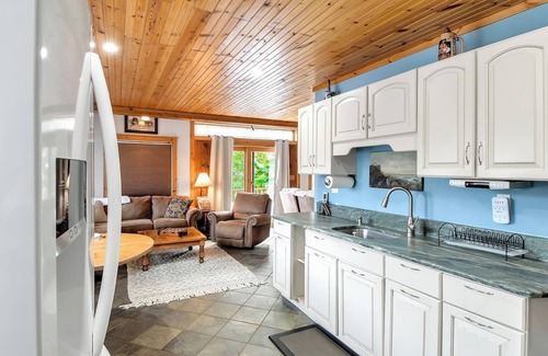 Mount Holly House | *Green Mountain Haven*/HotTub/Dog Friendly/Games