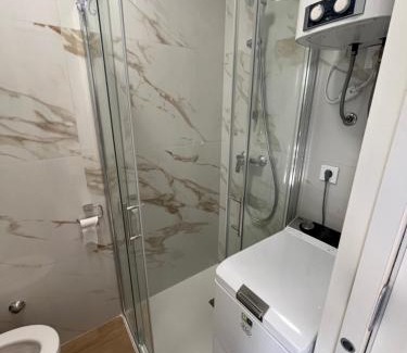 Diklo Apartment | Green oasis for Two, 30 meters from sea