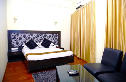 Kannur Hotel | Green Park residency