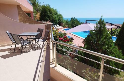 Kavarna Apartment | Green, quiet and beautiful 1