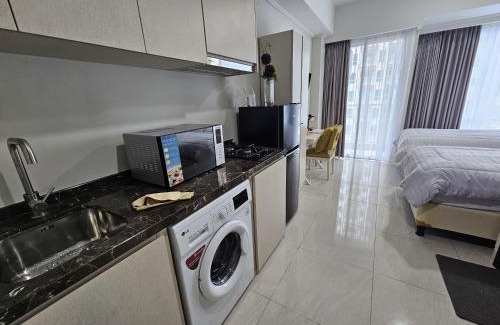Jakarta Apartment | Green Sedayu Apartment Deluxe by Ellison