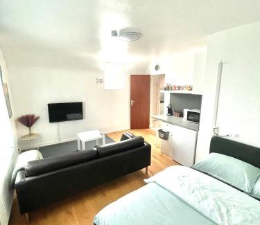 Meise Apartment | Green Spot Meise - 15 min from Brussels with free parking & Self check-in